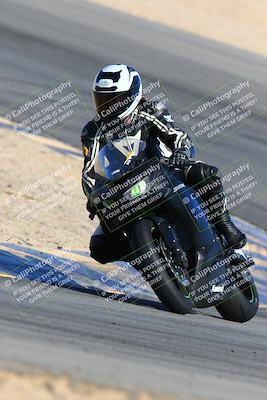 media/Feb-13-2022-SoCal Trackdays (Sun) [[c9210d39ca]]/Turn 10 (920am)/